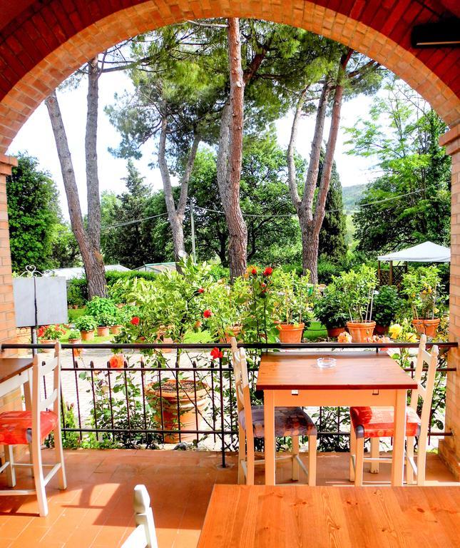 Hotel Le Renaie San Gimignano Exterior foto